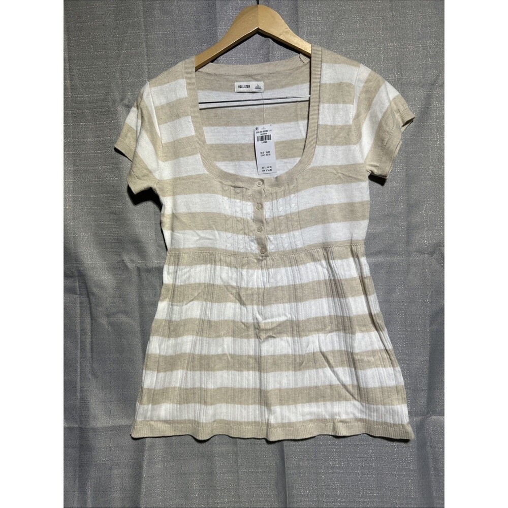 Vintage Vibes Hollister Short Sleeve Henley Babydoll Top in white oatmeal Large‎